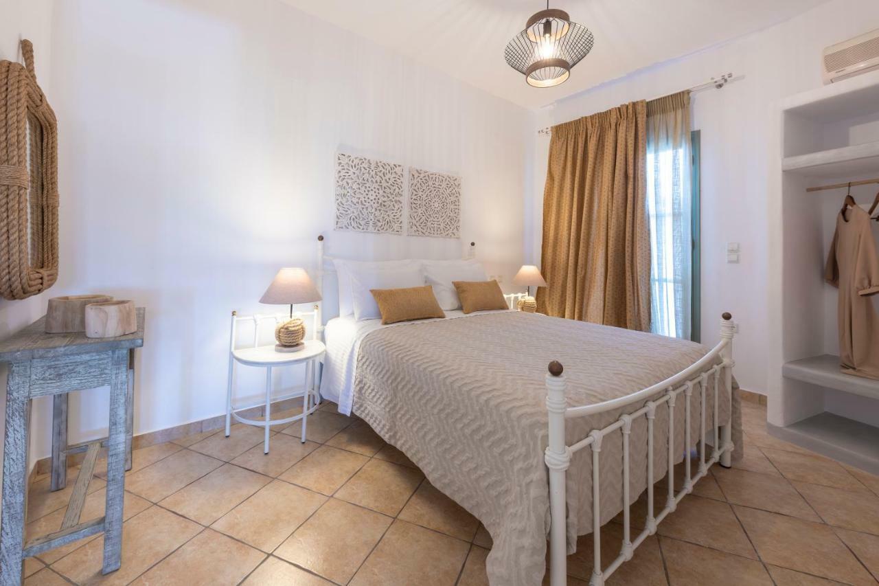 Mirabeli Apartments & Suites Поллонія Екстер'єр фото